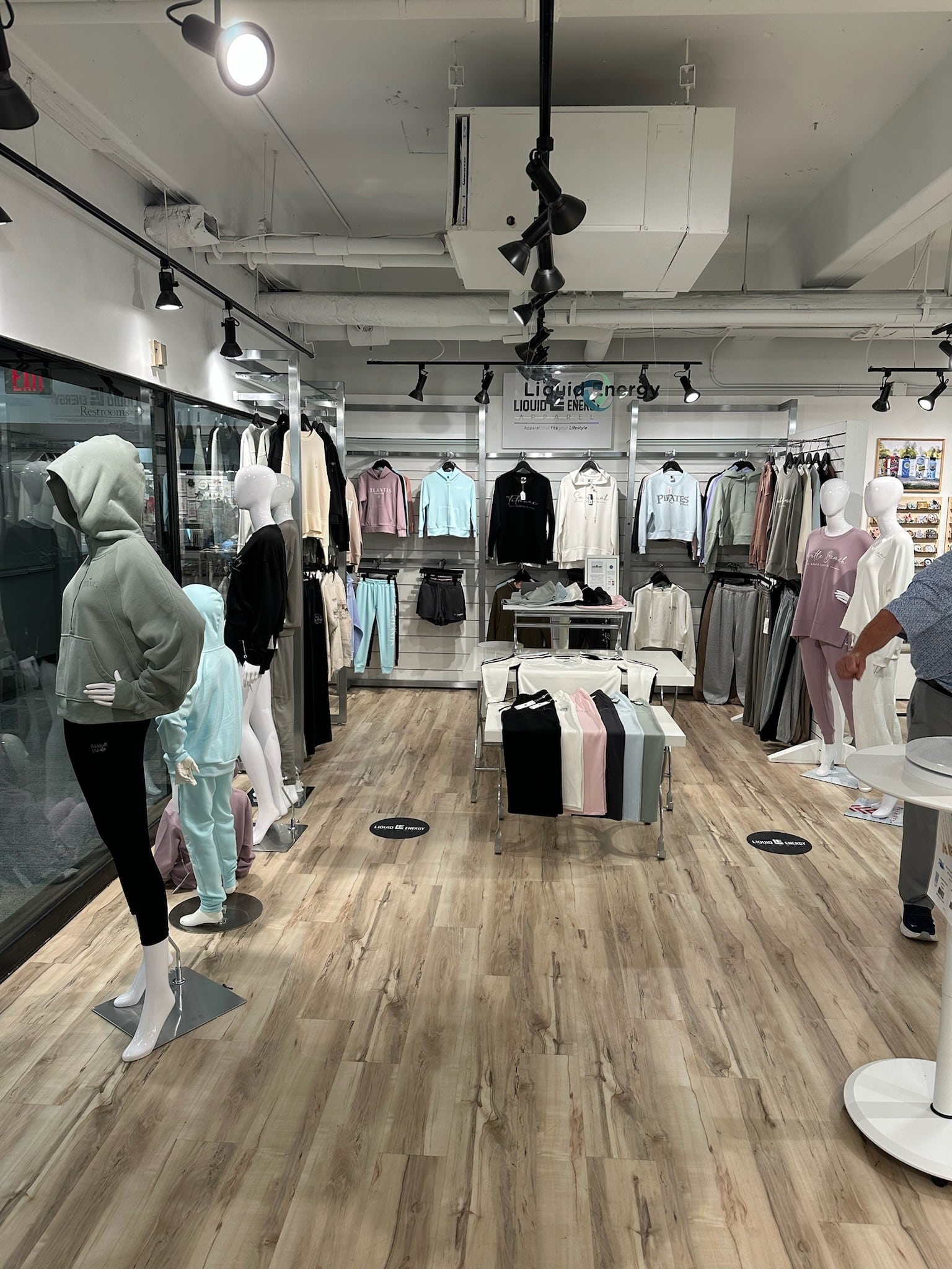 Clothing Store That Purchased From DISPLAYARAMA