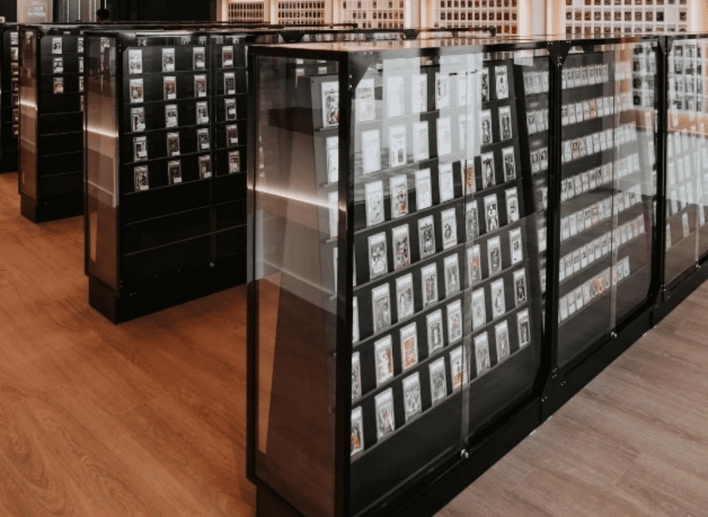 Sports Card Shop